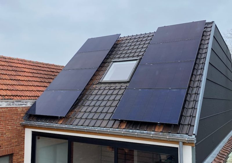 plaatsing-achterzijde-woning-11-panelen-REC-Aarschot